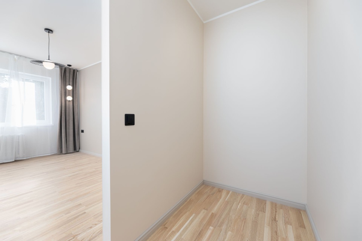 Tallinn, Mustamäe linnaosa, Keskuse 12