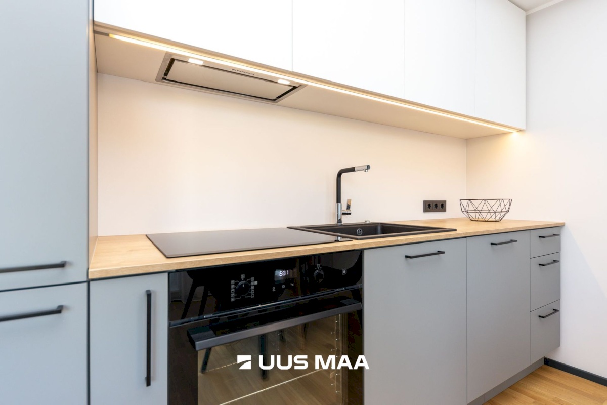 Tallinn, Kesklinna linnaosa, Sikupilli, Katusepapi 9