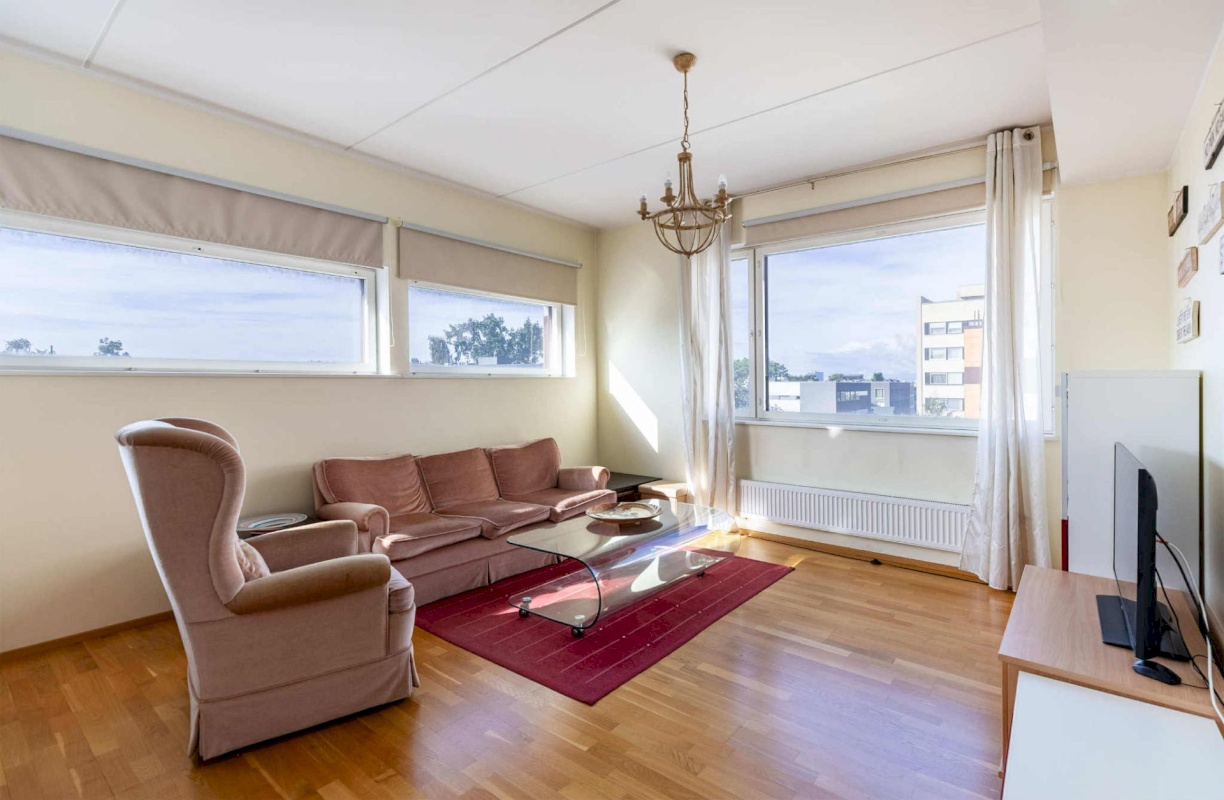 Tallinn, Kesklinna linnaosa, Kassisaba, Paldiski mnt 14