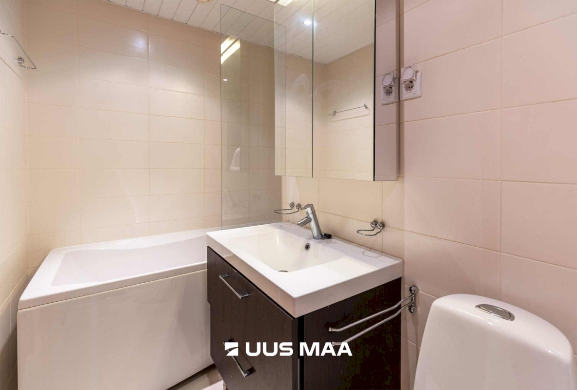 Tallinn, Kesklinna linnaosa, Kassisaba, Paldiski mnt 14