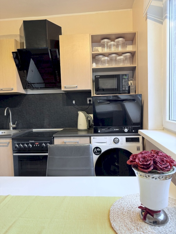 Tallinn, Lasnamäe linnaosa, J. Koorti tn 10