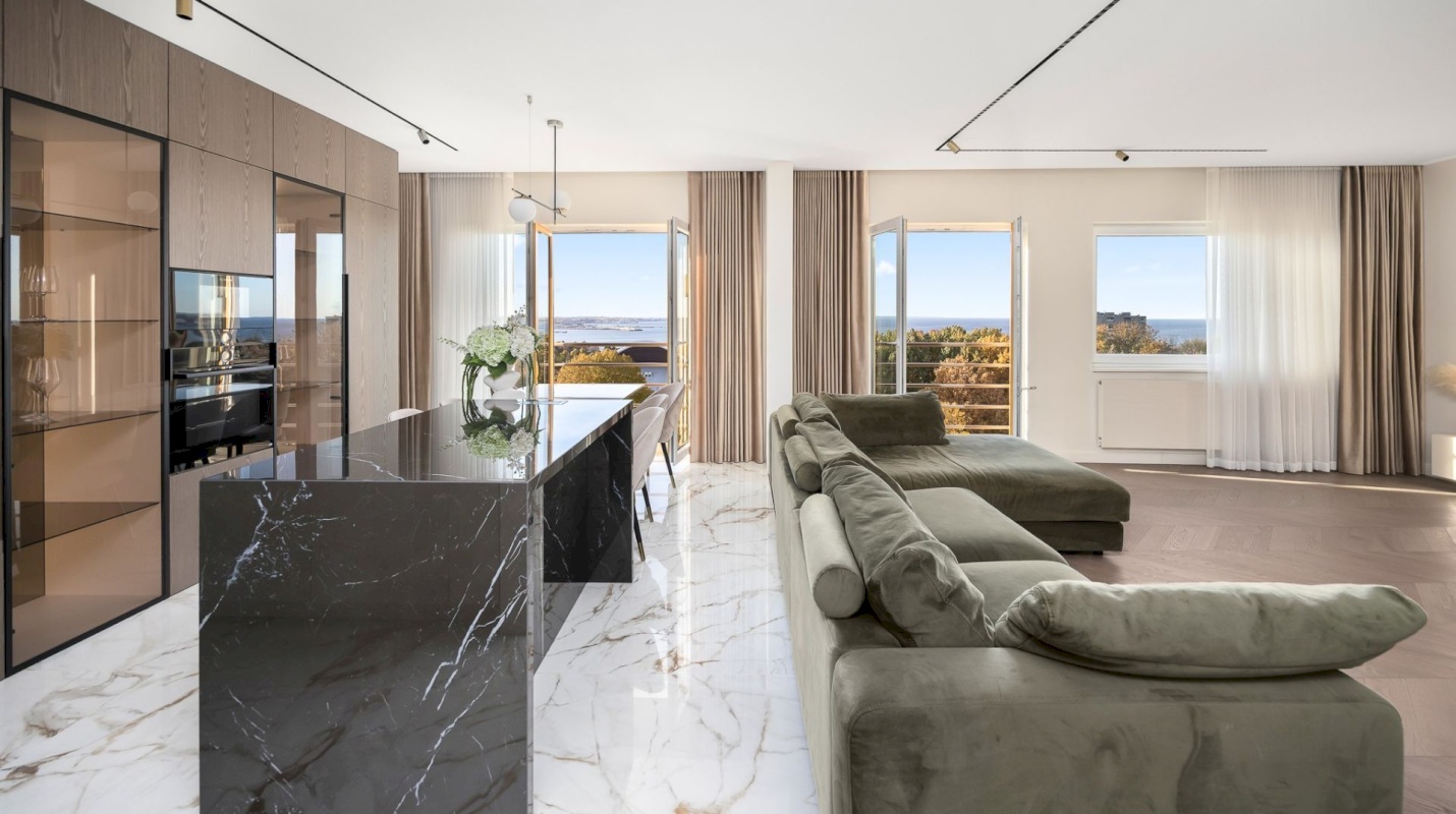 Tallinn, Kesklinna linnaosa, Kadriorg, Narva mnt 128