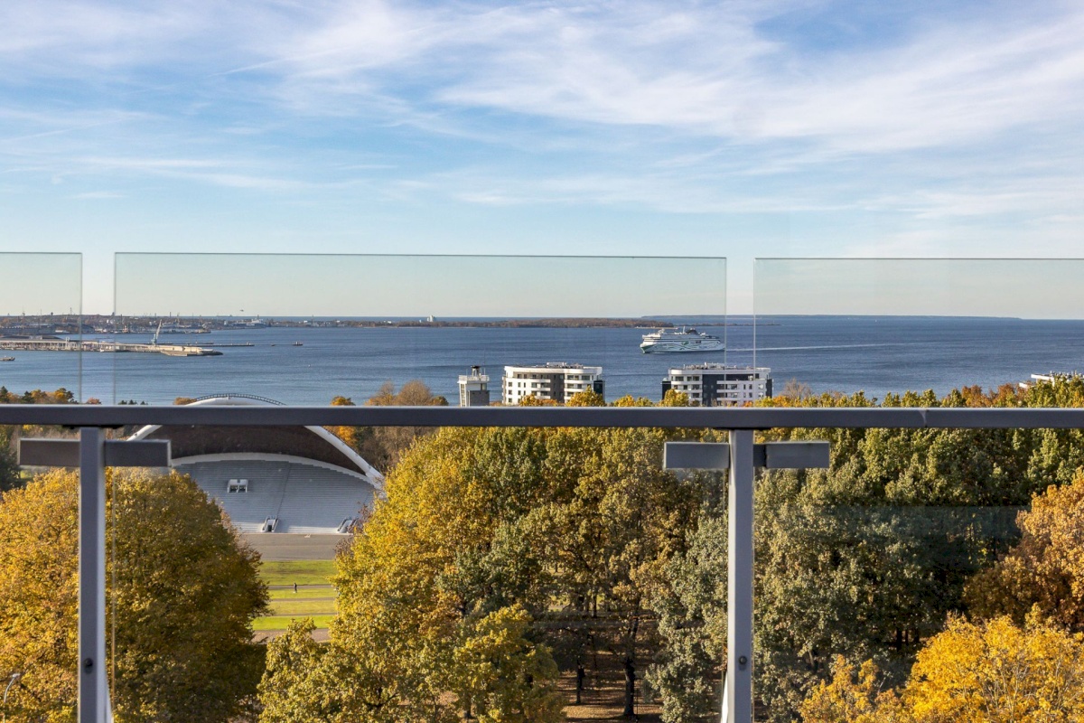 Tallinn, Kesklinna linnaosa, Kadriorg, Narva mnt 128