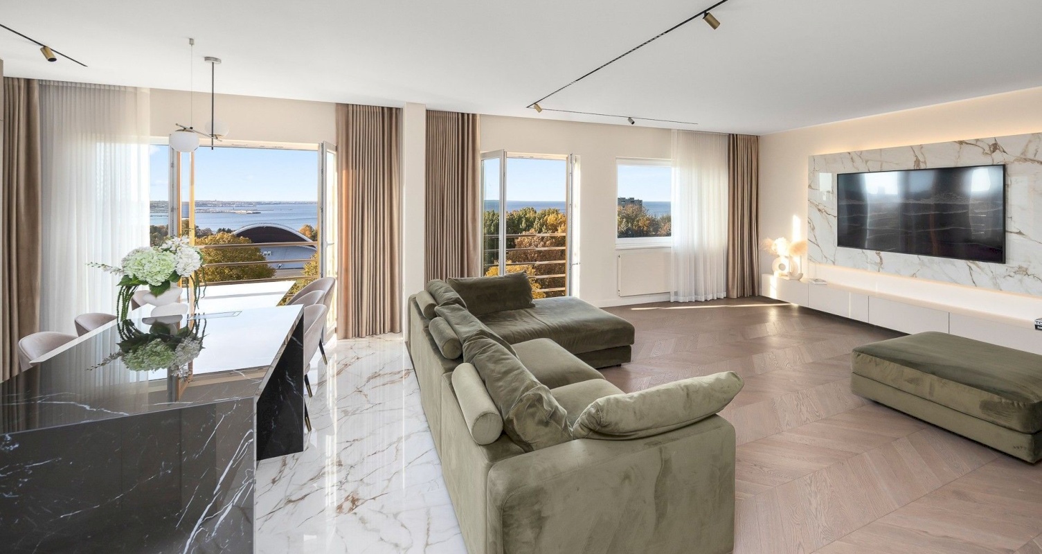 Tallinn, Kesklinna linnaosa, Kadriorg, Narva mnt 128