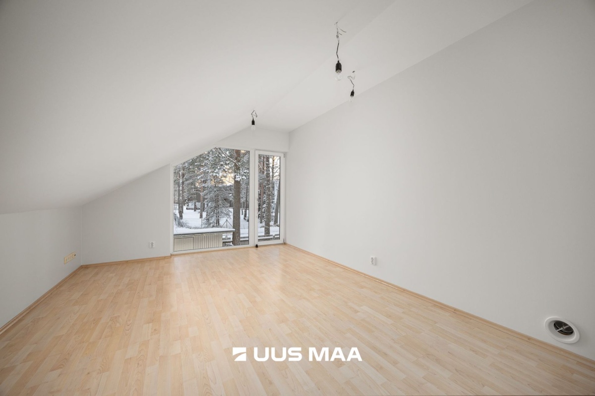 Kiili vald, Kangru alevik, Heina 1A