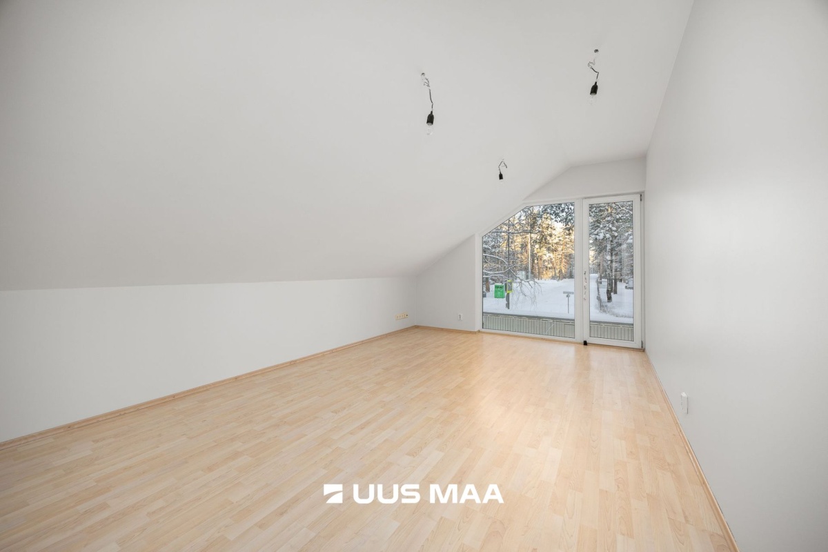 Kiili vald, Kangru alevik, Heina 1A