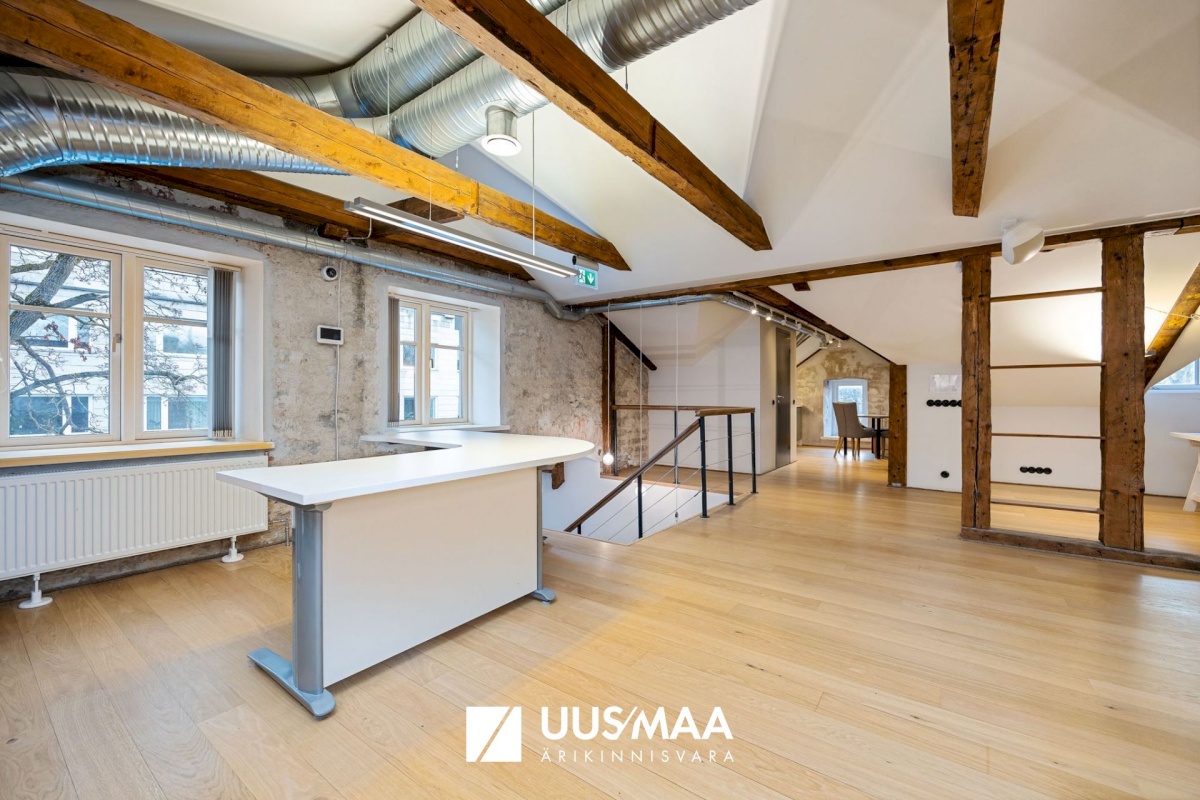 Tallinn, Kesklinna linnaosa, Narva mnt 36