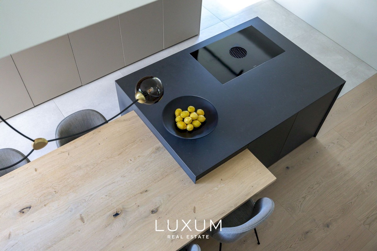 Viimsi vald, Haabneeme alevik, Rohuneeme tee 28