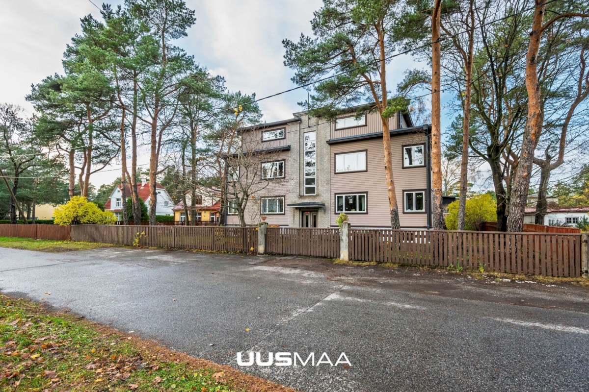 Tallinn, Nõmme linnaosa, Kivimäe, Raudtee 122