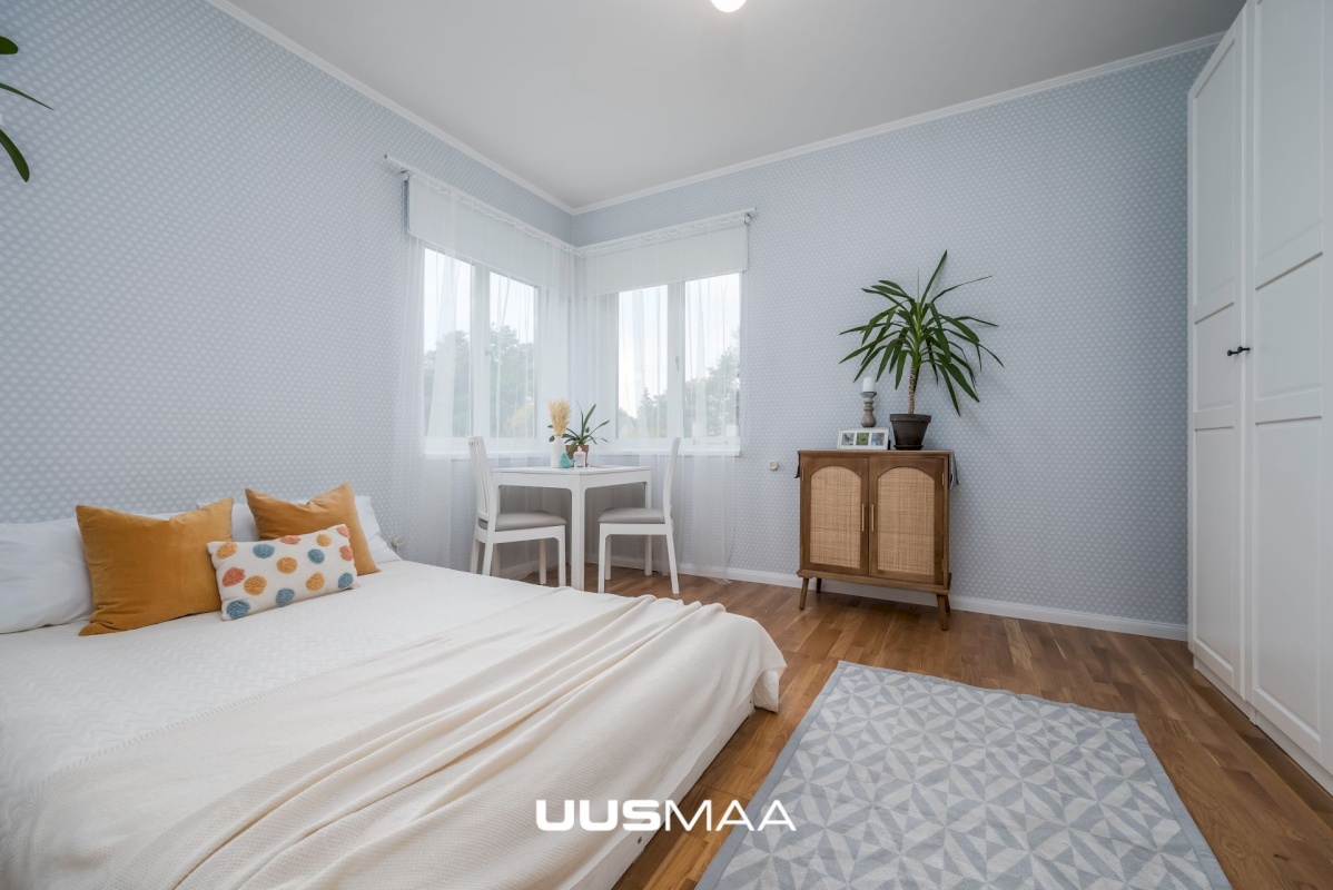 Tallinn, Nõmme linnaosa, Kivimäe, Raudtee 122