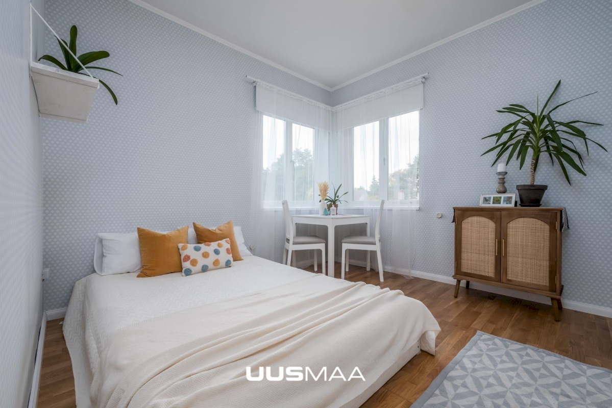 Tallinn, Nõmme linnaosa, Kivimäe, Raudtee 122