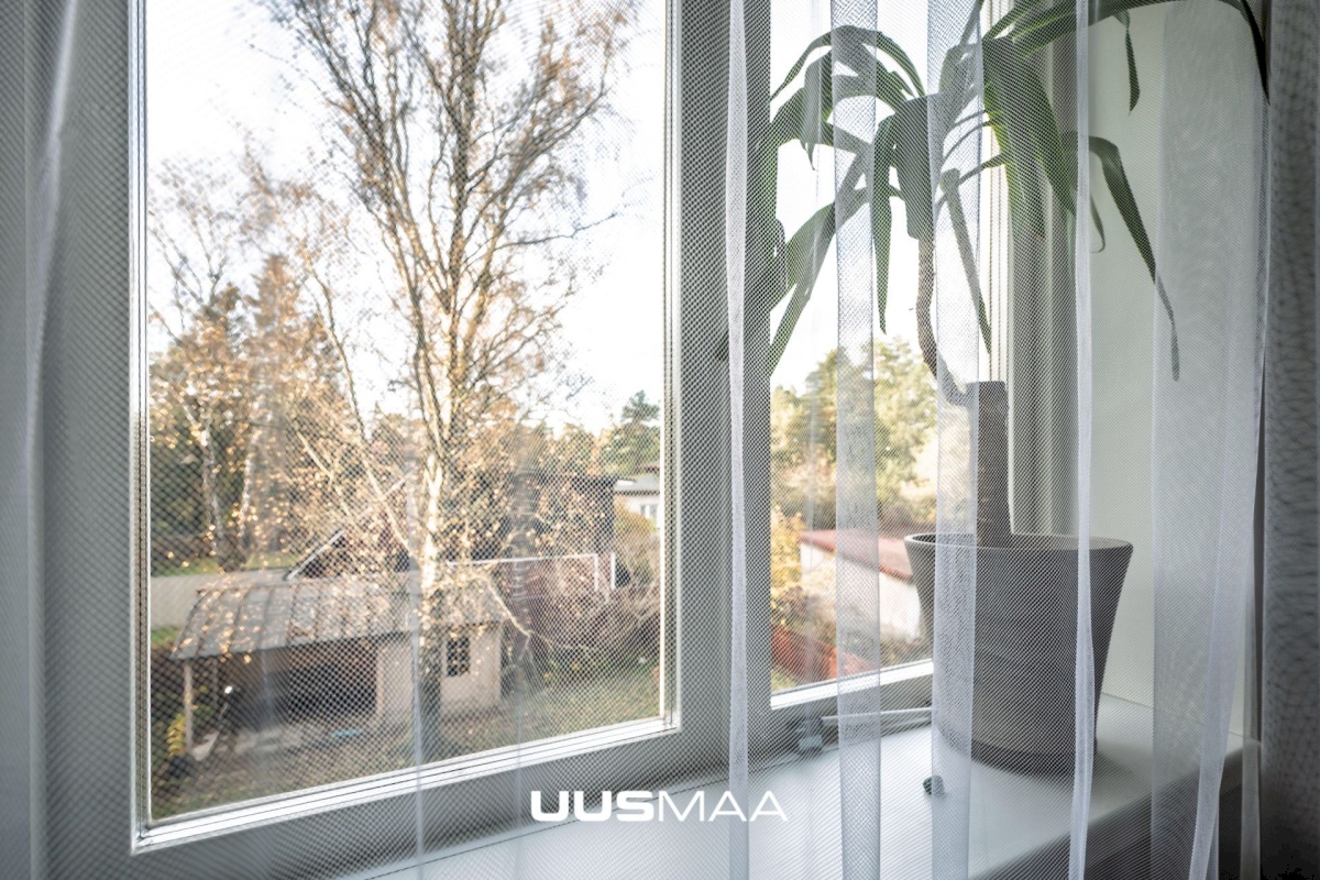 Tallinn, Nõmme linnaosa, Kivimäe, Raudtee 122