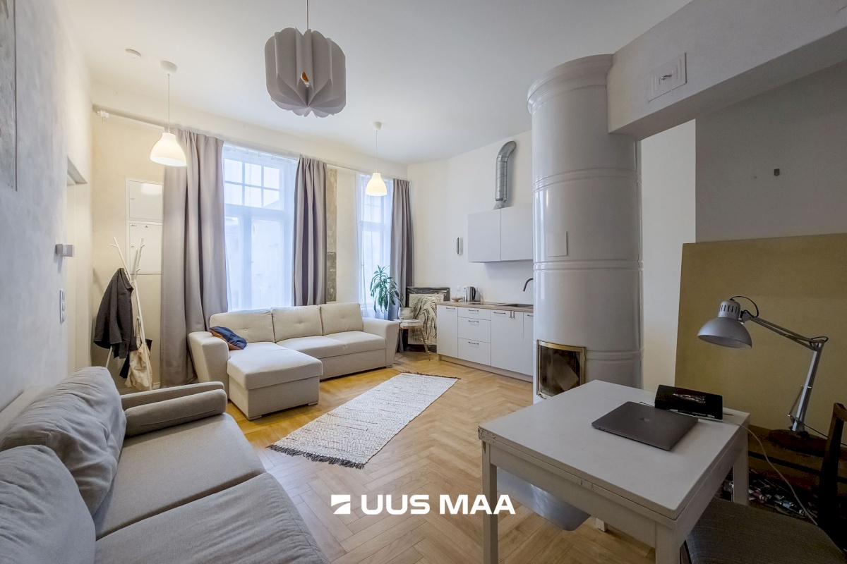 Viljandi linn, Kesklinn, Lossi tn 26