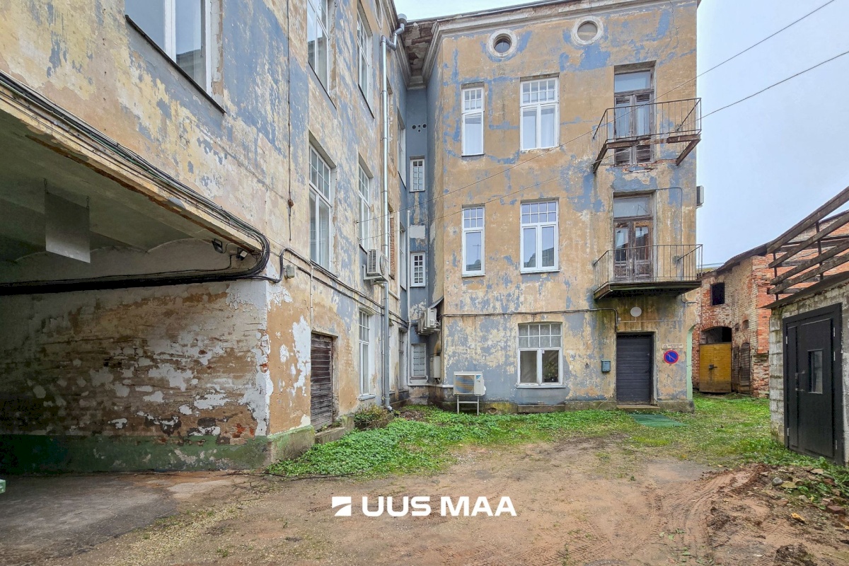 Viljandi linn, Kesklinn, Lossi tn 26