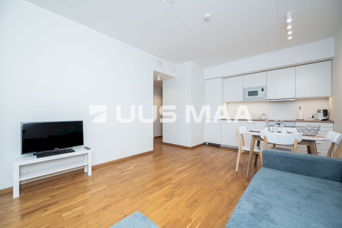 Tallinn, Lasnamäe linnaosa, Uuslinn, Liikuri 18a