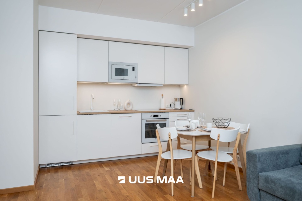 Tallinn, Lasnamäe linnaosa, Uuslinn, Liikuri 18a