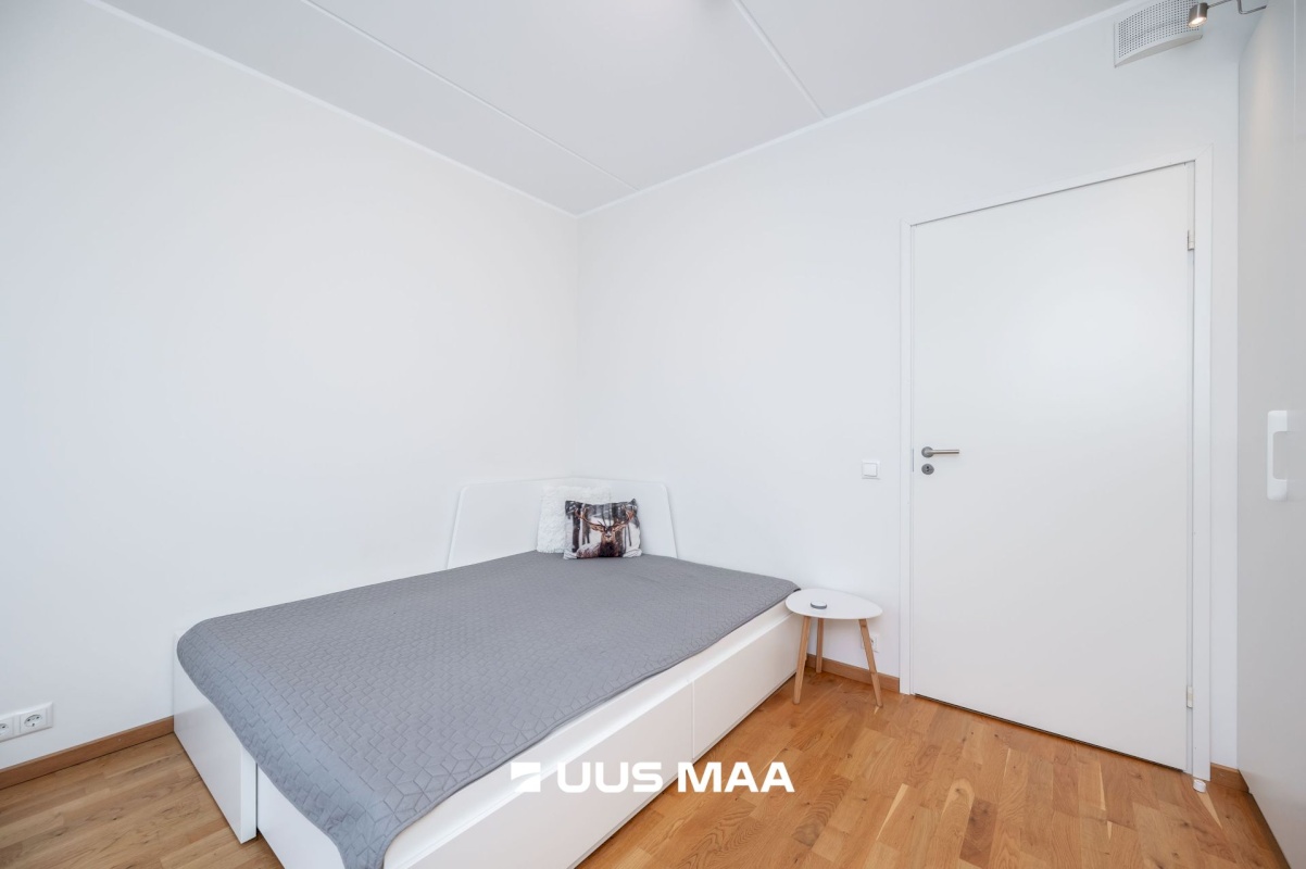 Tallinn, Lasnamäe linnaosa, Uuslinn, Liikuri 18a