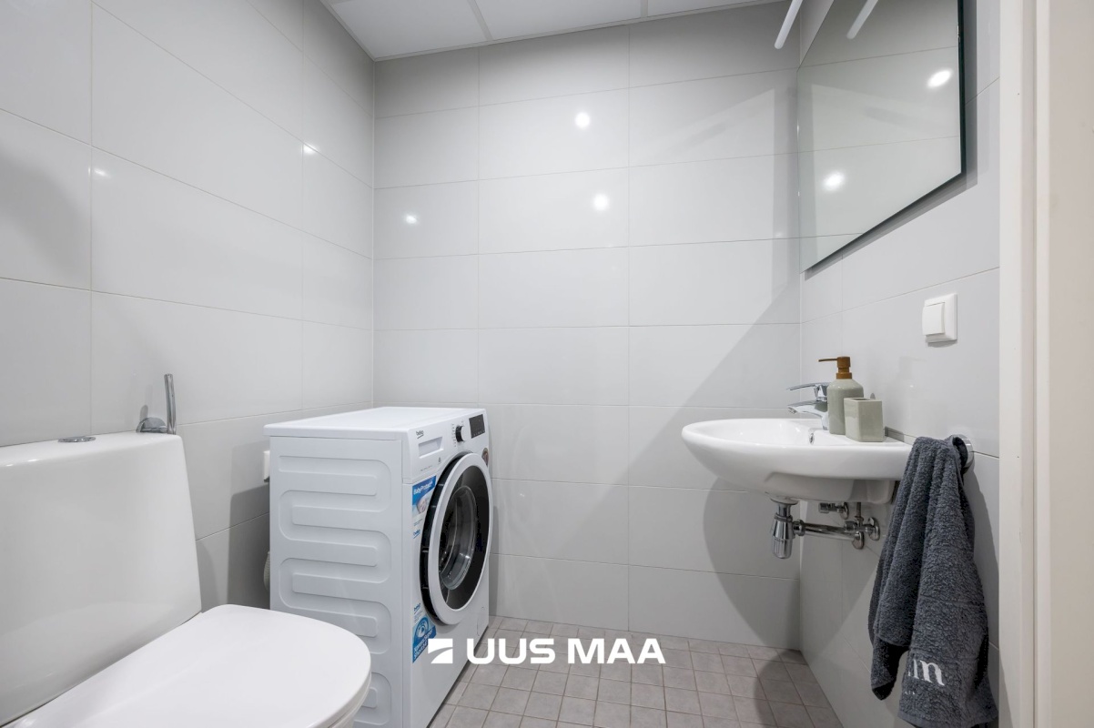 Tallinn, Lasnamäe linnaosa, Uuslinn, Liikuri 18a