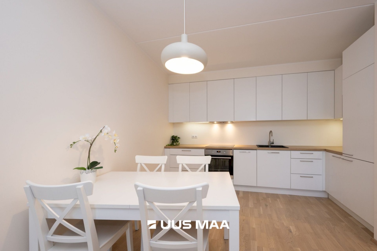 Viimsi vald, Viimsi alevik, Hüatsindi tee 2