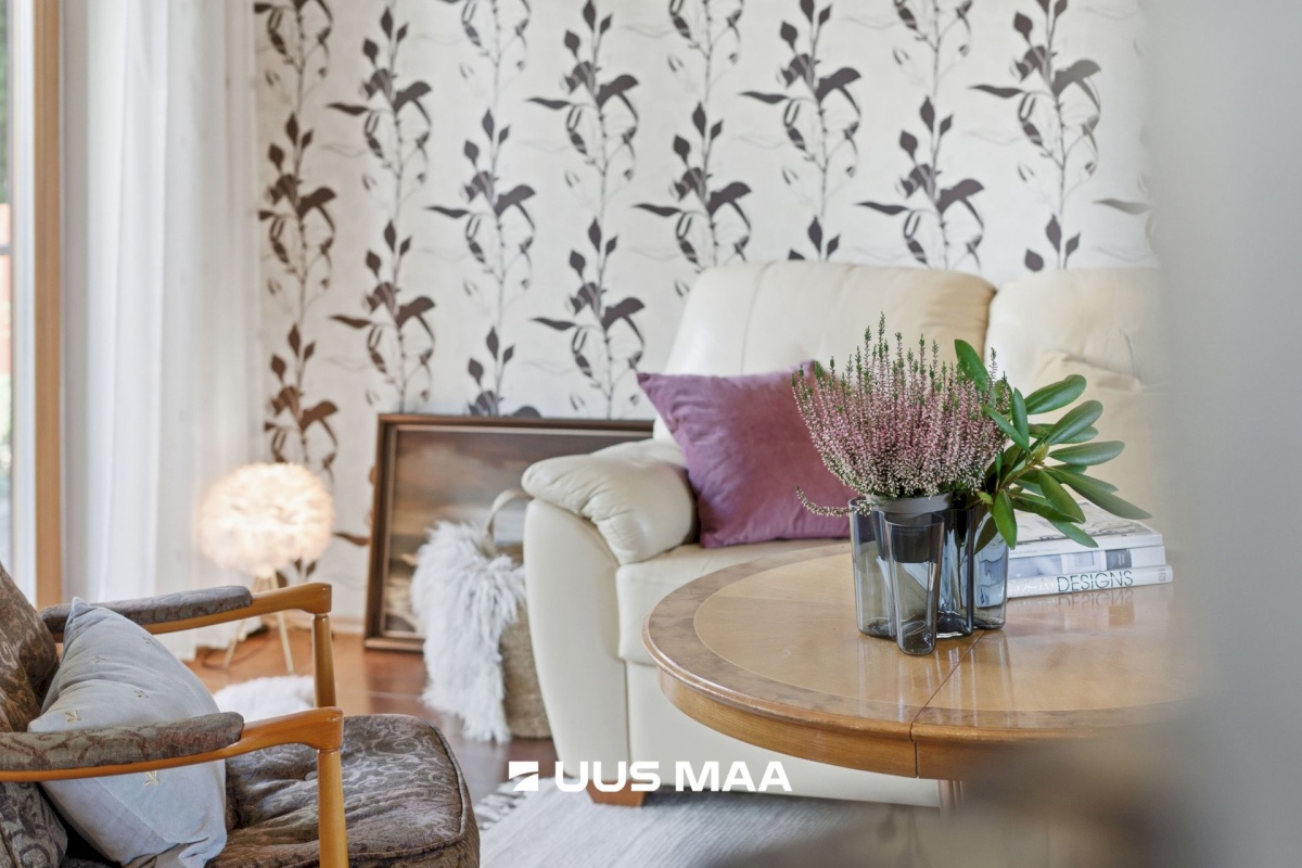 Loksa linn, mere tn 6