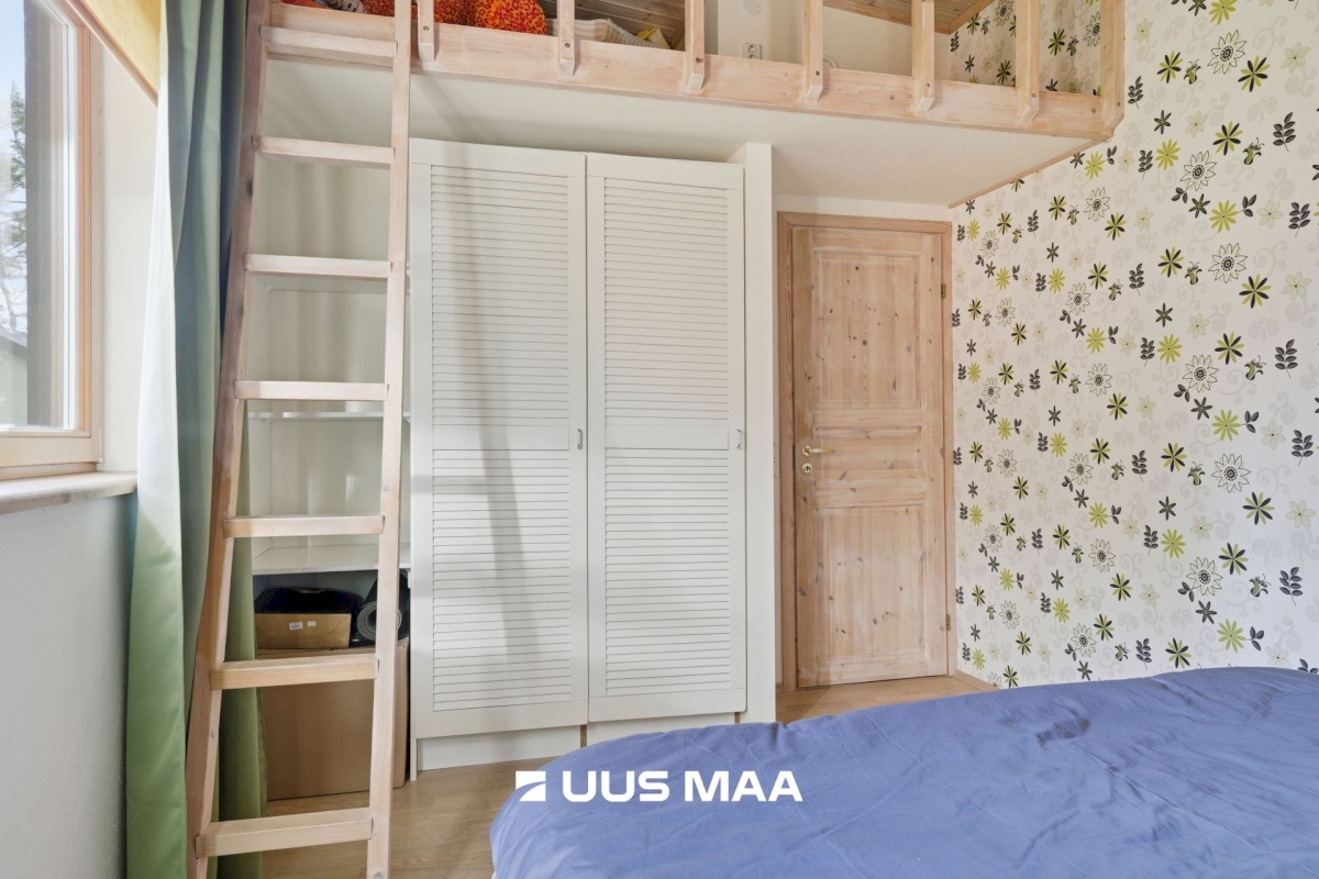 Loksa linn, mere tn 6