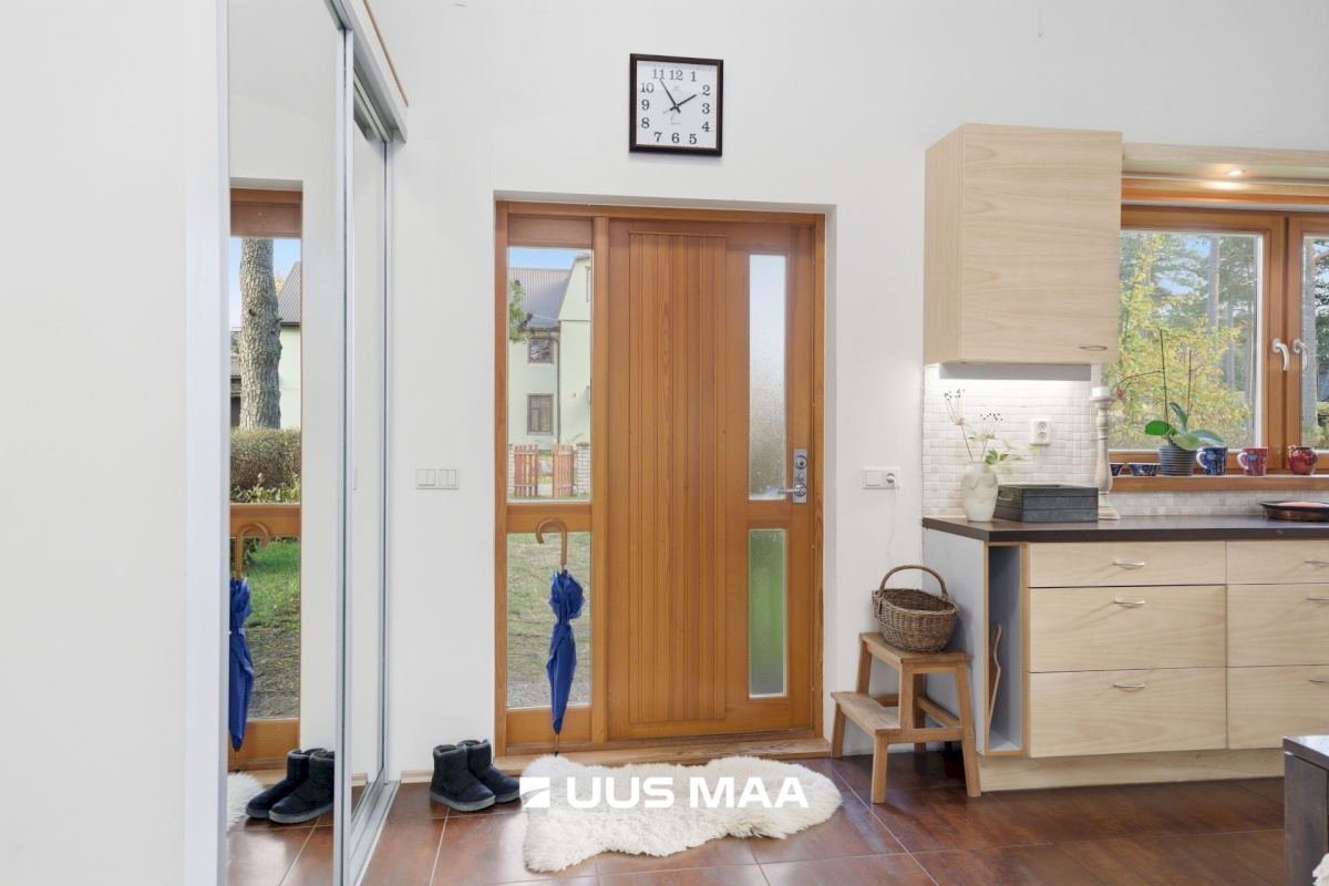 Loksa linn, mere tn 6