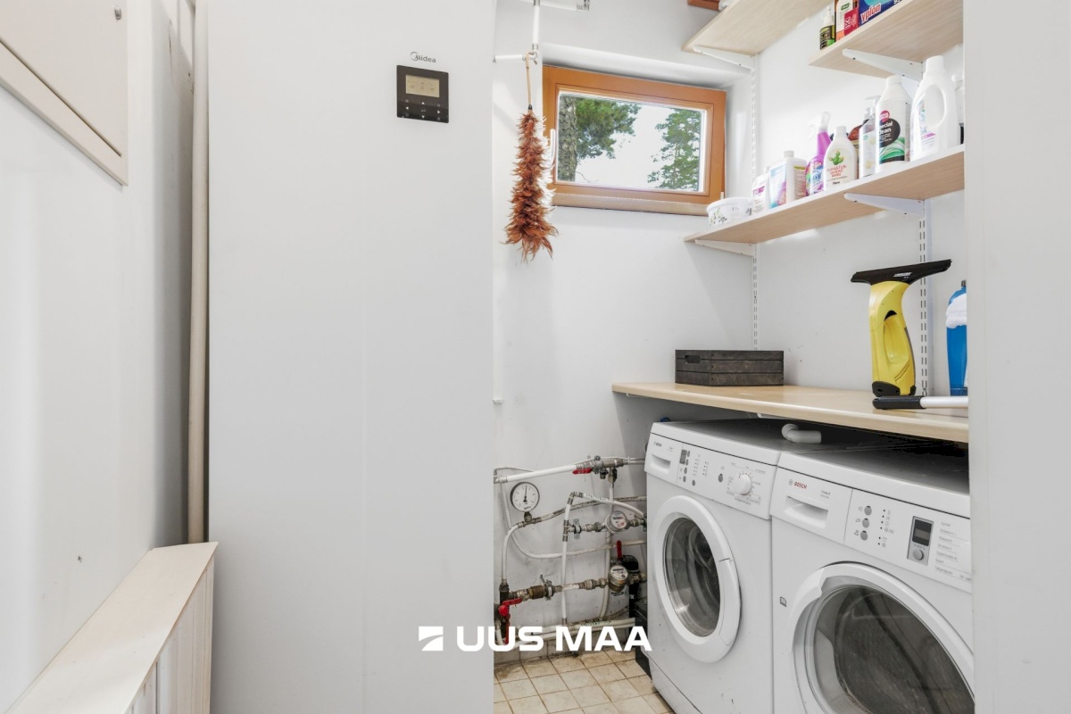 Loksa linn, mere tn 6