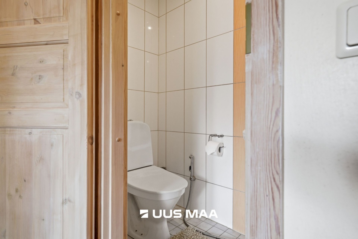 Loksa linn, mere tn 6