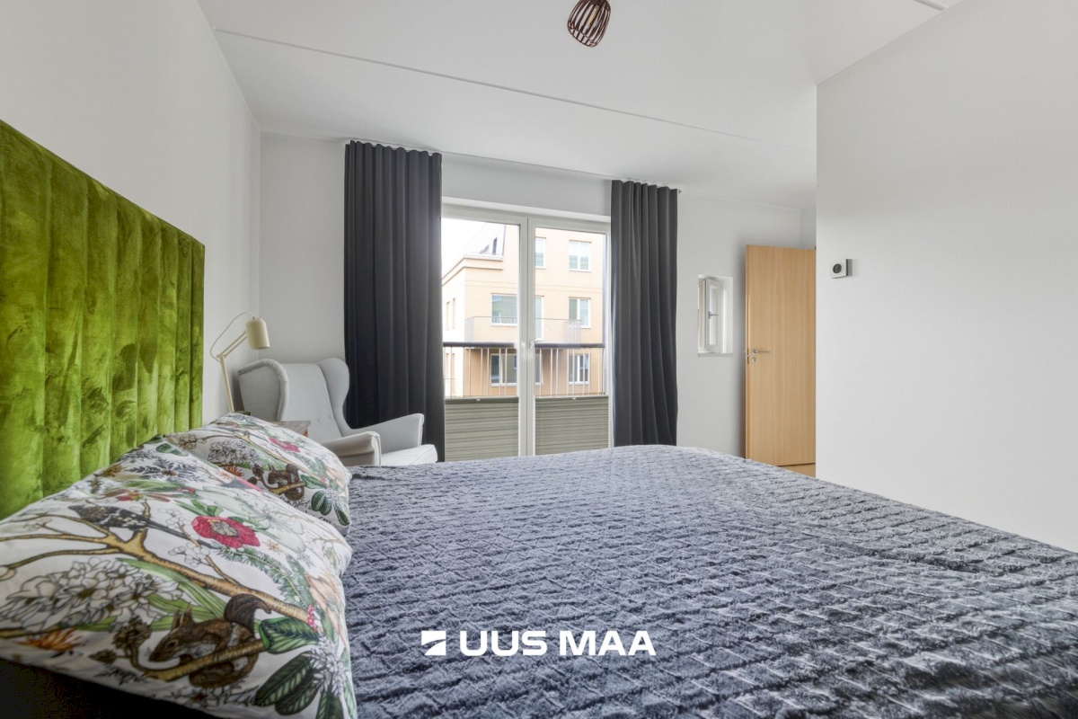 Tallinn, Kesklinna linnaosa, Torupilli, C. R. Jakobsoni 7/1