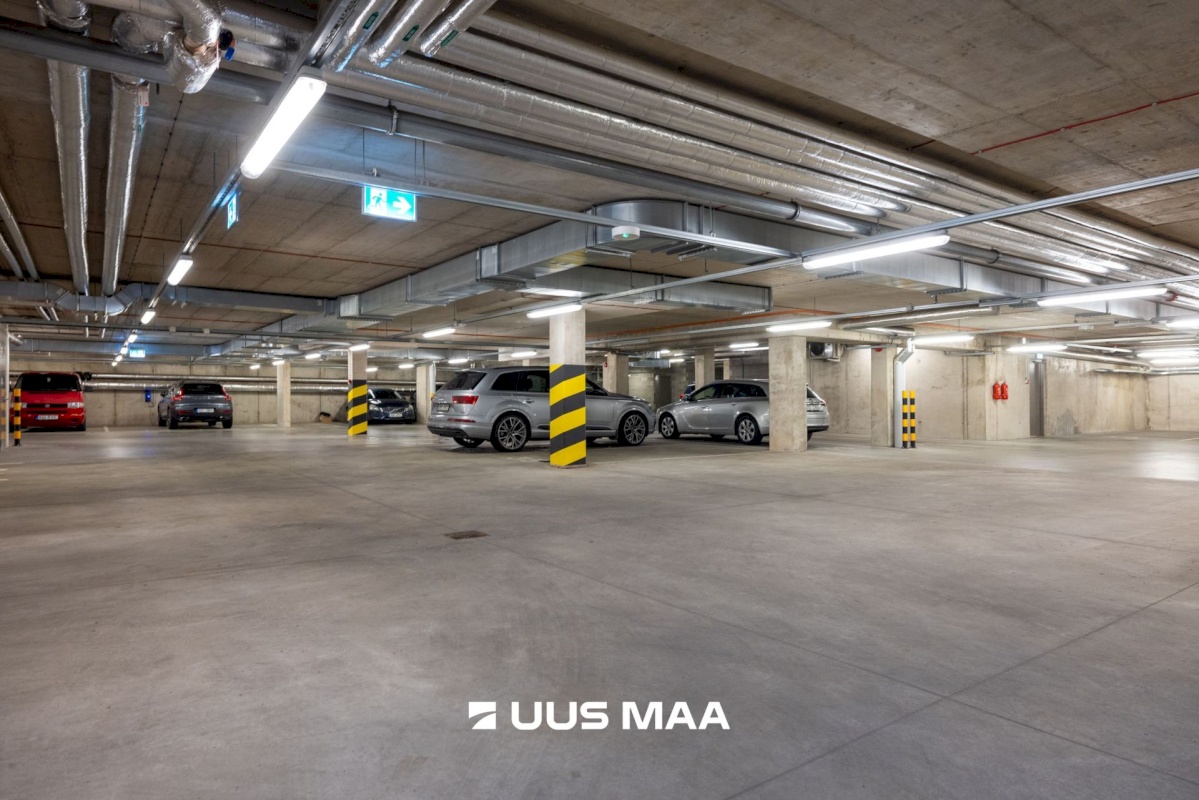 Tallinn, Kesklinna linnaosa, Torupilli, C. R. Jakobsoni 7/1