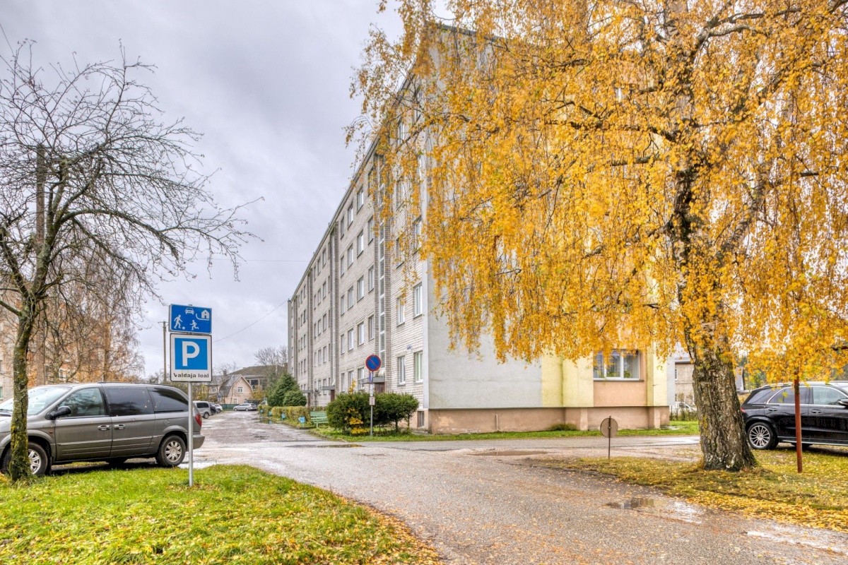 Loksa linn, Tallinna 27