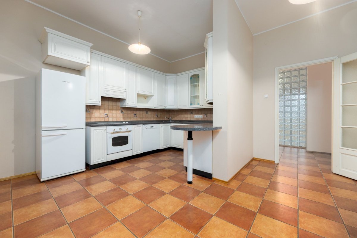 Tallinn, Kesklinna linnaosa, Raua, Raua 14