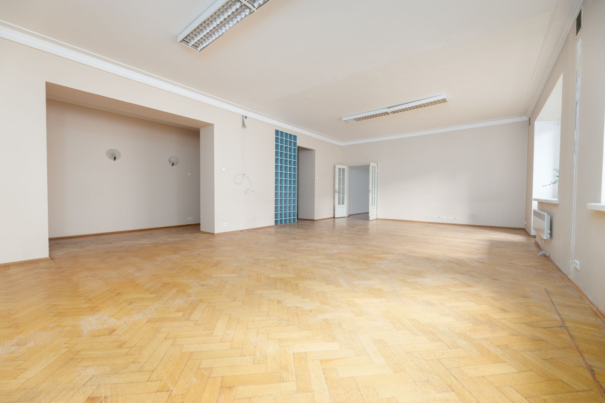 Tallinn, Kesklinna linnaosa, Raua, Raua 14