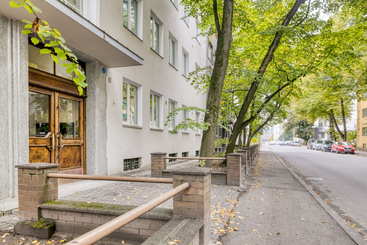 Tallinn, Kesklinna linnaosa, Raua, Raua 14