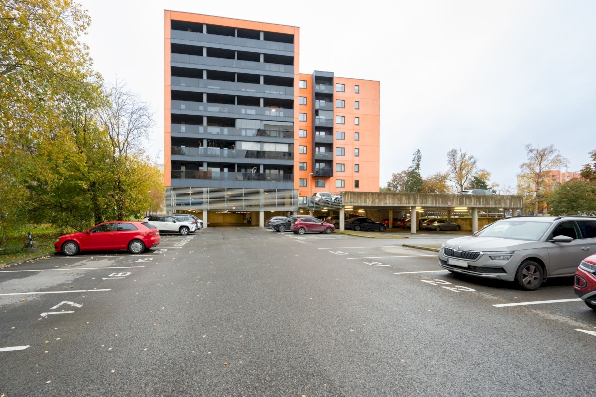 Tallinn, Mustamäe linnaosa, Sipelga tn 2