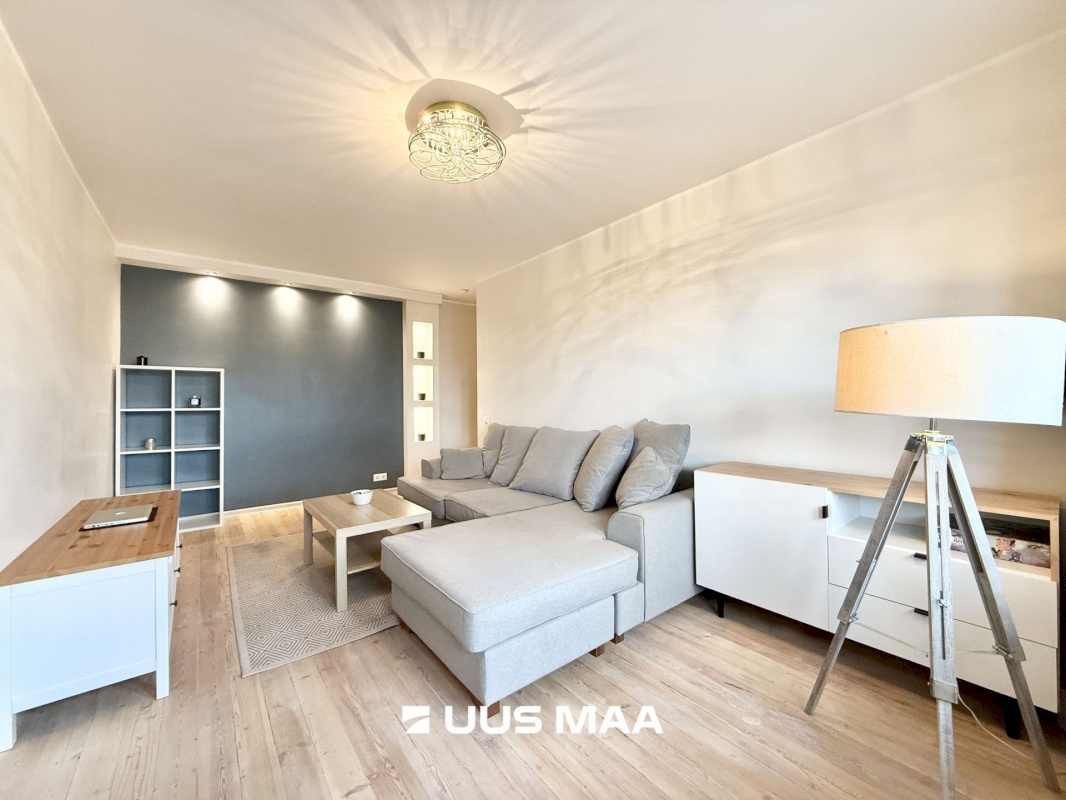 Tallinn, Mustamäe linnaosa, Mustamäe, Akadeemia tee 10