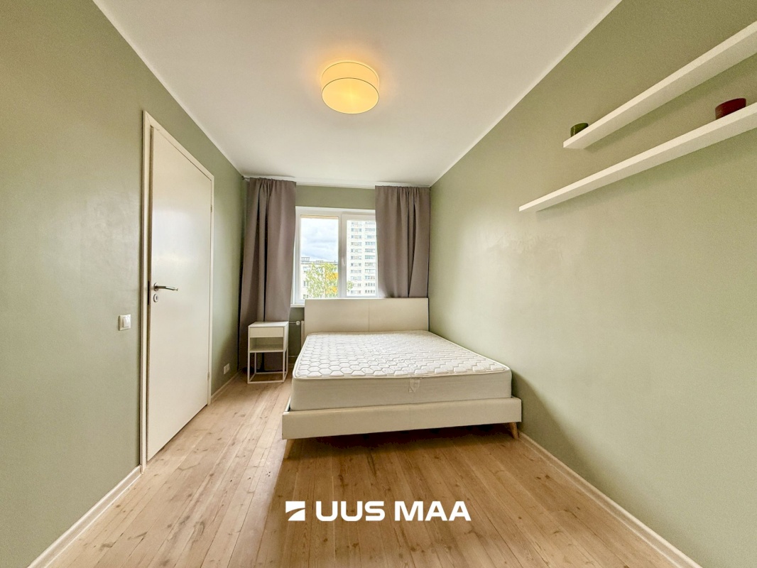 Tallinn, Mustamäe linnaosa, Mustamäe, Akadeemia tee 10