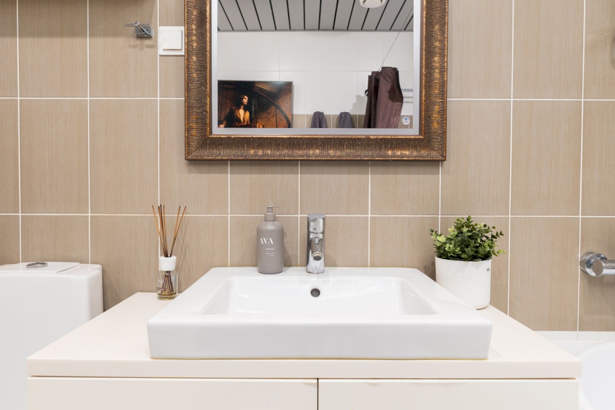 Tallinn, Kesklinna linnaosa, Suur-Ameerika 12