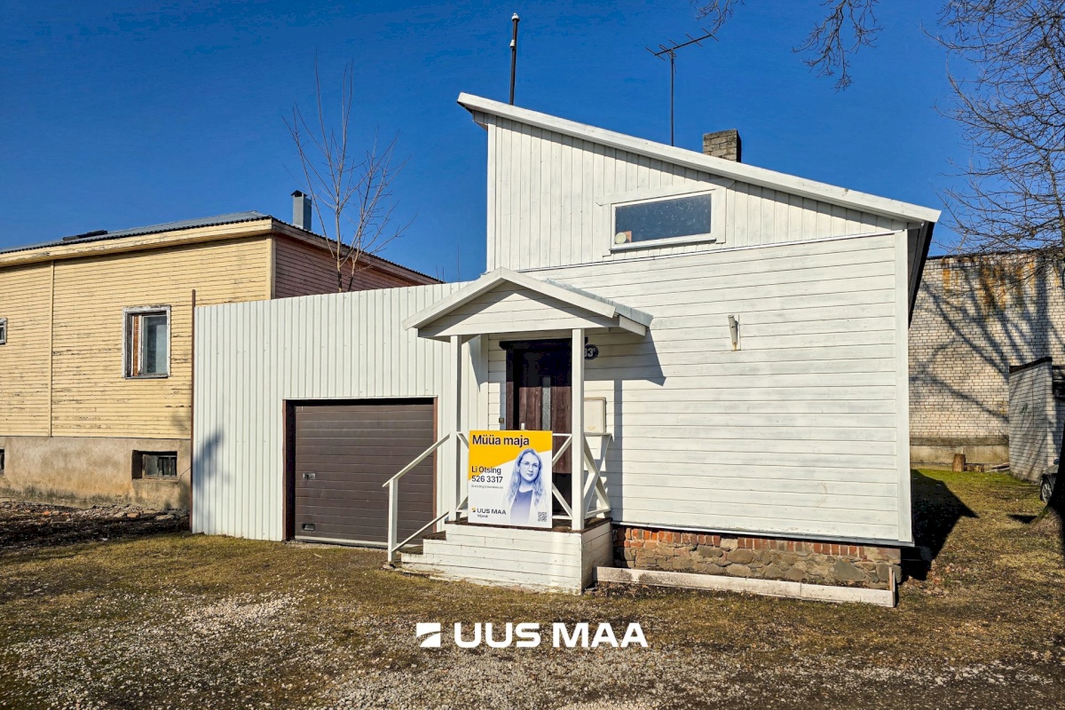 Viljandi linn, Kesklinn, C. R. Jakobsoni tn 33b