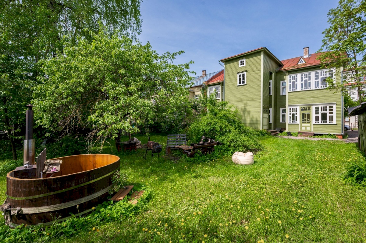 Tartu linn, Tartu linn, Karlova, Tolstoi 3