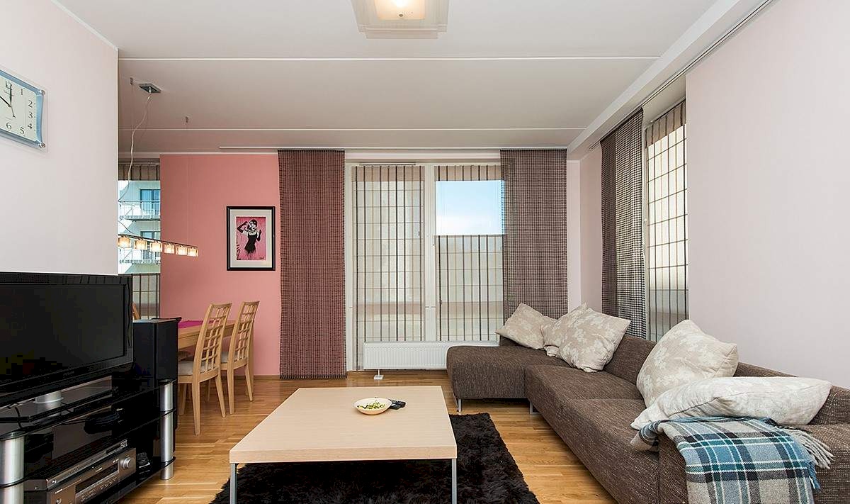 Tallinn, Kesklinna linnaosa, Liivaoja tn 1a