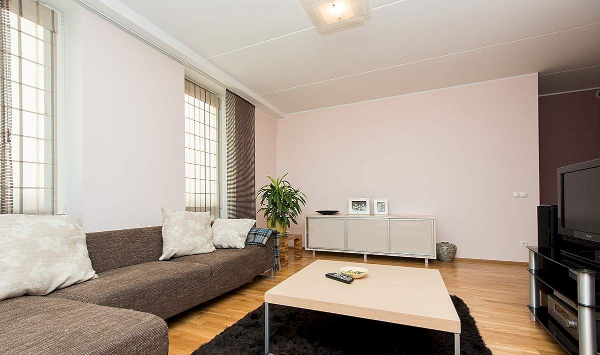 Tallinn, Kesklinna linnaosa, Liivaoja tn 1a