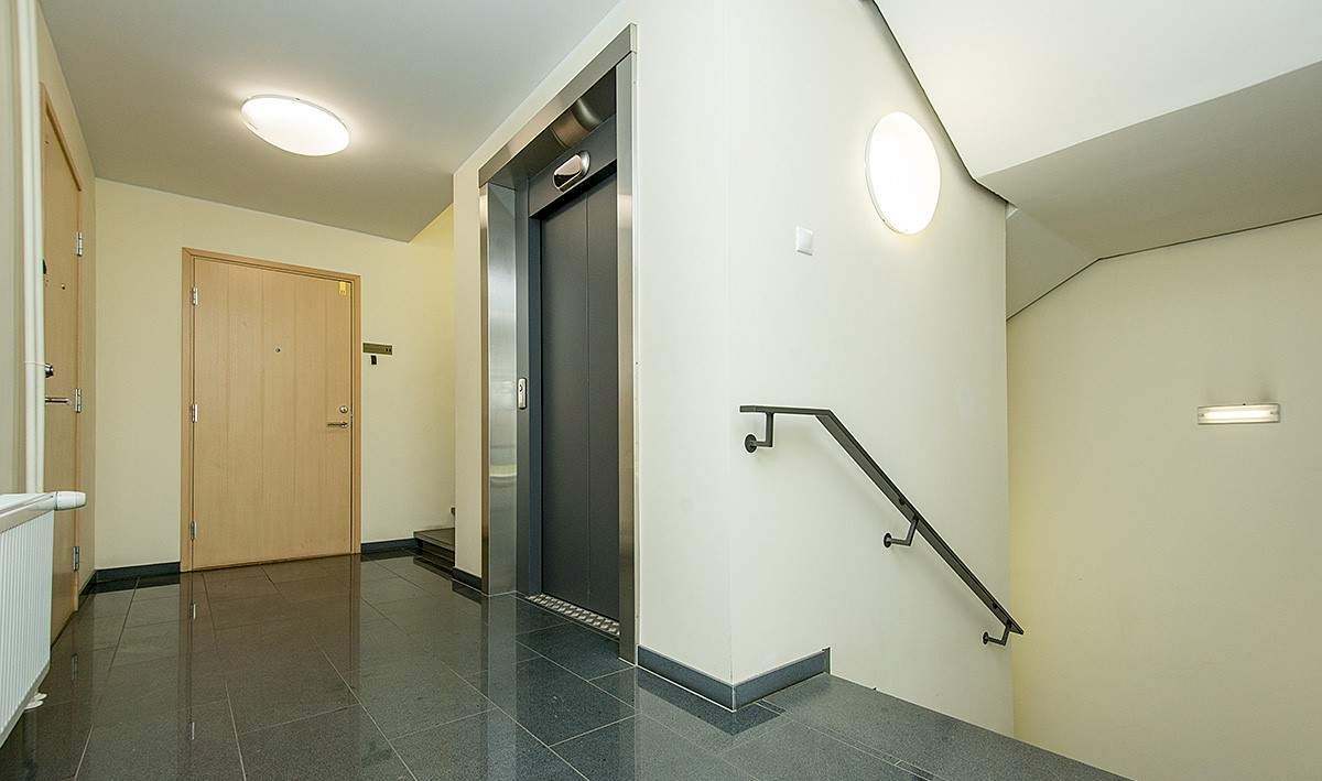 Tallinn, Kesklinna linnaosa, Liivaoja tn 1a