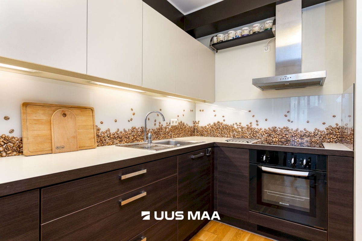 Tallinn, Lasnamäe linnaosa, Paevälja, Narva mnt 148