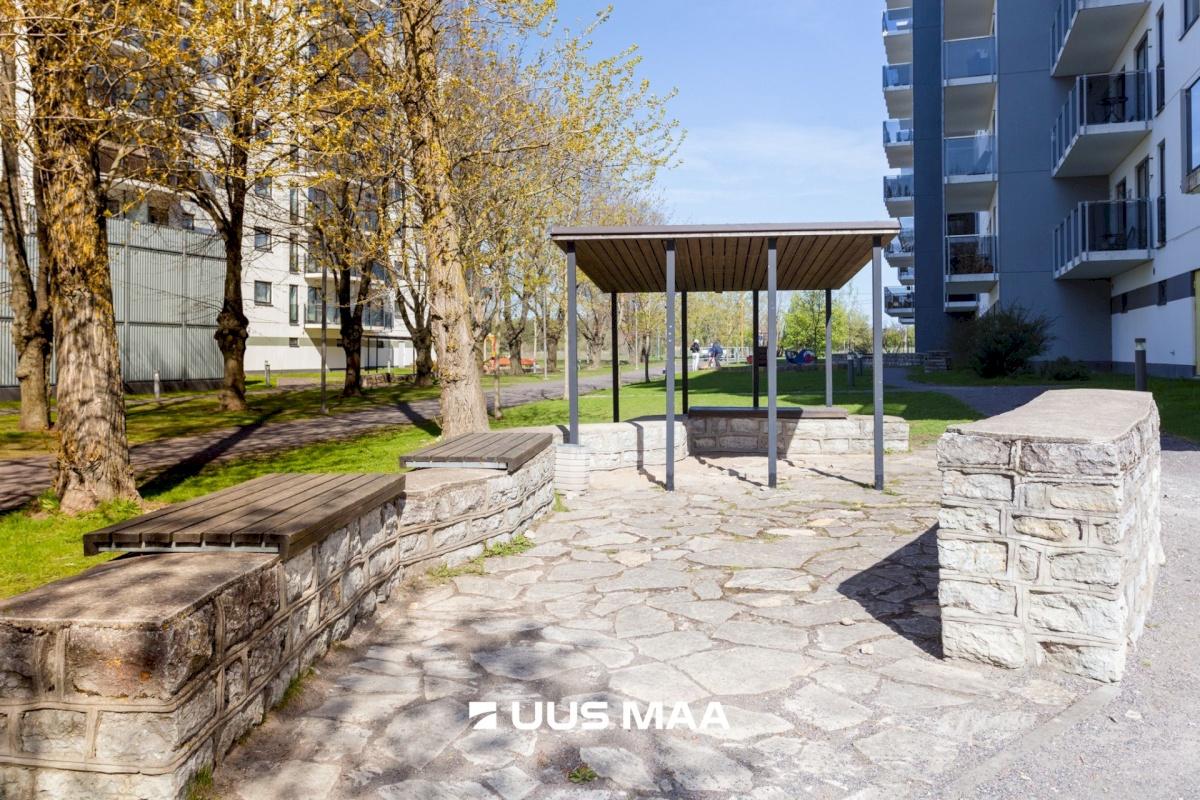 Tallinn, Lasnamäe linnaosa, Paevälja, Narva mnt 148