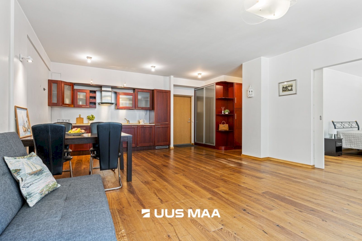 Tallinn, Kesklinna linnaosa, Tatari, Sakala 18