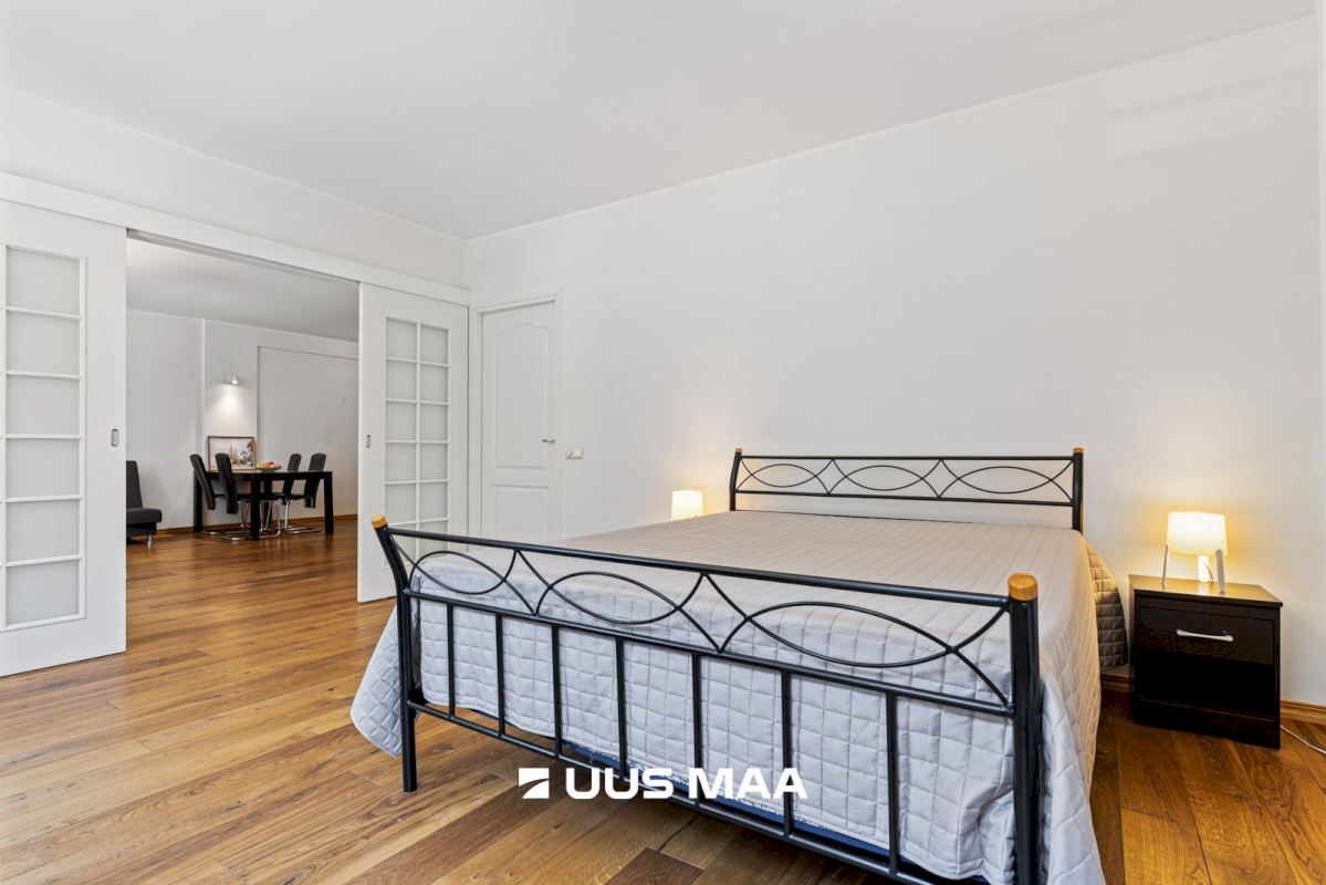 Tallinn, Kesklinna linnaosa, Tatari, Sakala 18