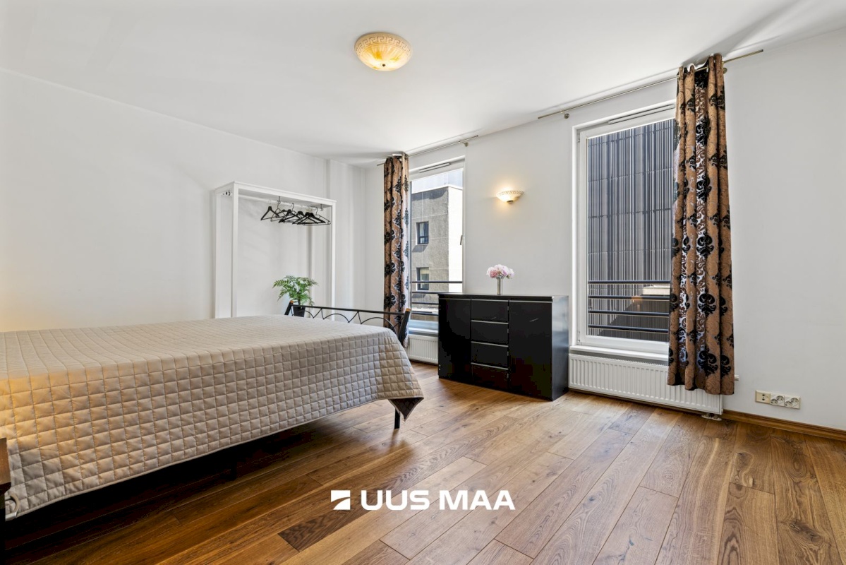 Tallinn, Kesklinna linnaosa, Tatari, Sakala 18