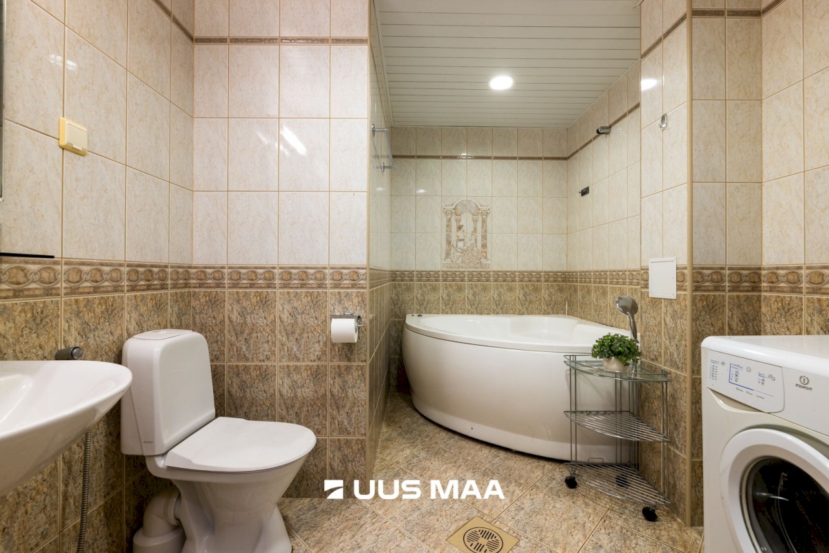 Tallinn, Kesklinna linnaosa, Tatari, Sakala 18