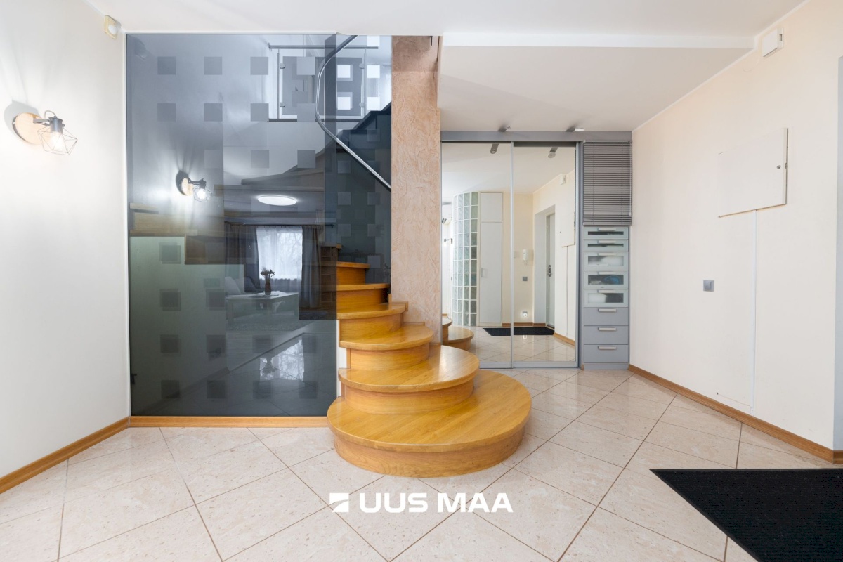 Tallinn, Nõmme linnaosa, Pärnu mnt 289/2